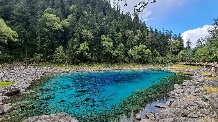 Jiuzhaigou & Huanglong by Rail