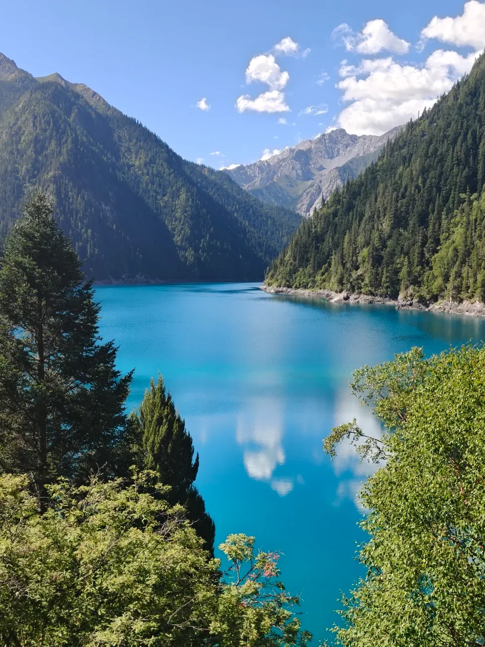 Jiuzhaigou & Huanglong by Rail travel view