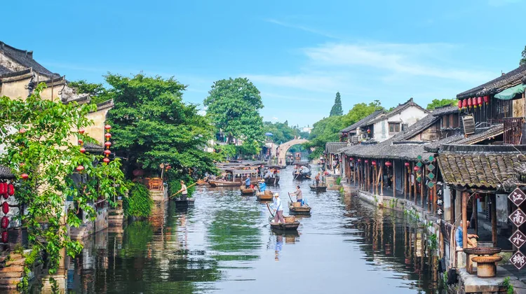 Shanghai to Water Towns